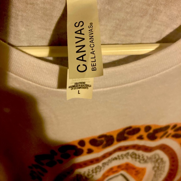 Never worn, cheetah rainbow boho tshirt.. Bella Canvas Size Large - Picture 2 of 2